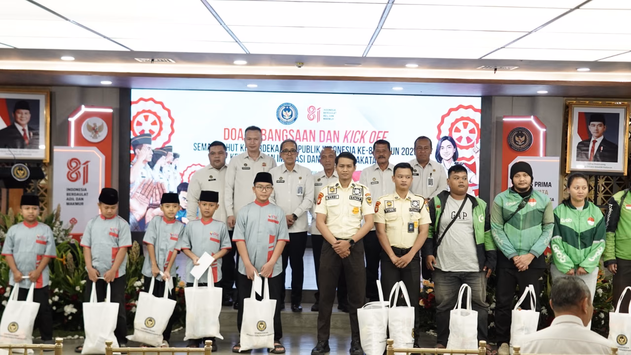 Kemenimipas Awali Semarak HUT ke-81 Republik Indonesia dengan Doa Kebangsaan dan Bakti Sosial